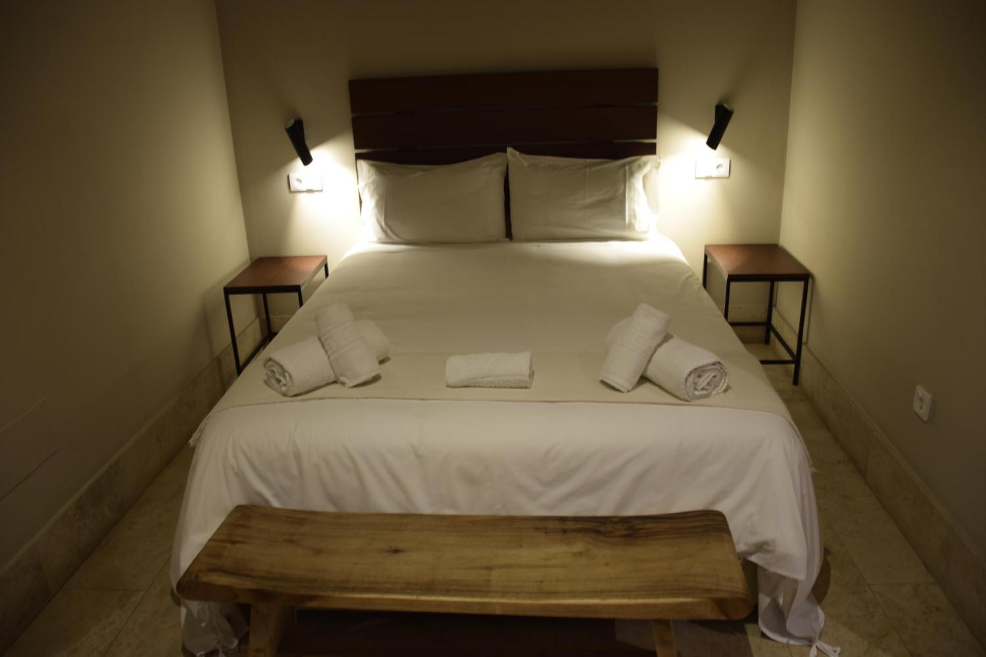 Chacon Apartments & Suites Εστεπόνα Εξωτερικό φωτογραφία