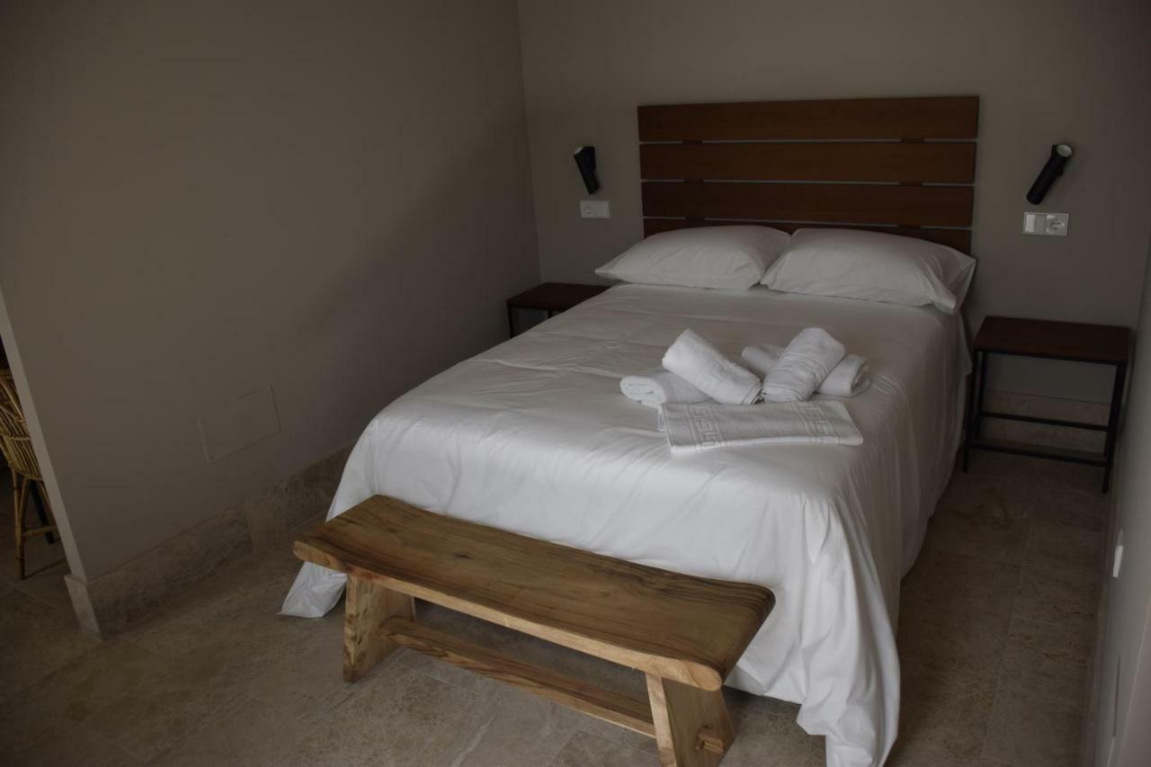 Chacon Apartments & Suites Εστεπόνα Εξωτερικό φωτογραφία