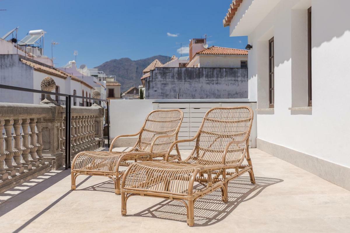 Chacon Apartments & Suites Εστεπόνα Εξωτερικό φωτογραφία